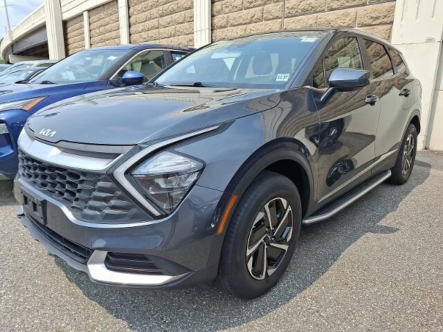 2023 Kia Sportage Hybrid LX — photo 1 of 4