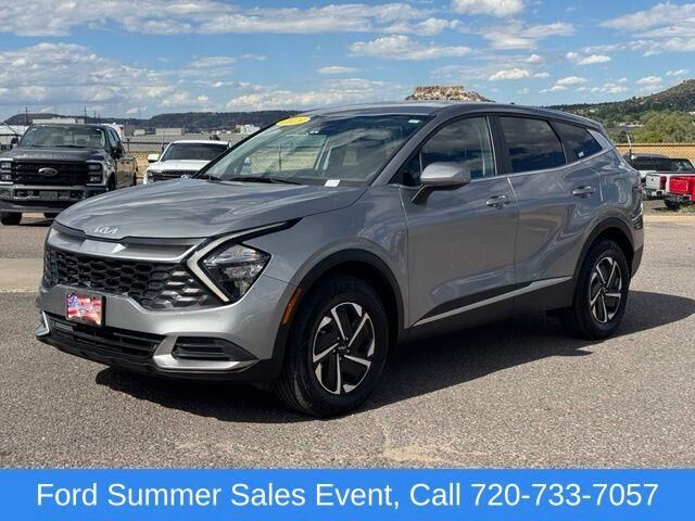 2023 Kia Sportage Hybrid LX — photo 1 of 51