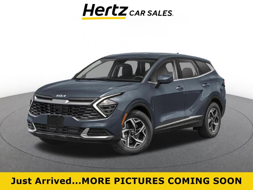 2025 Kia Sportage LX — photo 1 of 2