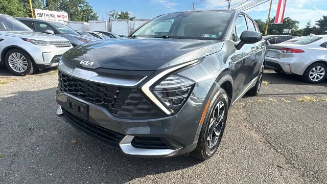 2024 Kia Sportage LX — photo 1 of 1
