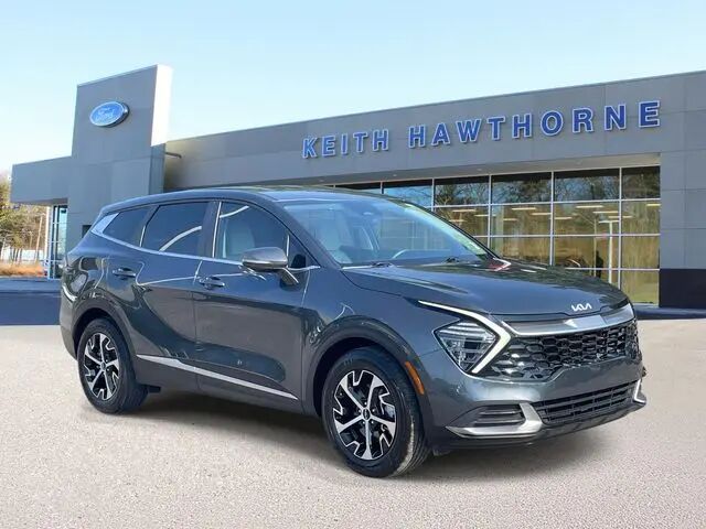 2024 Kia Sportage EX — photo 1 of 13