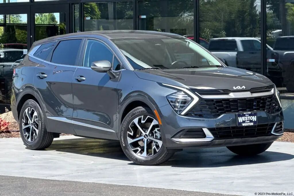 2025 Kia Sportage EX — photo 1 of 13