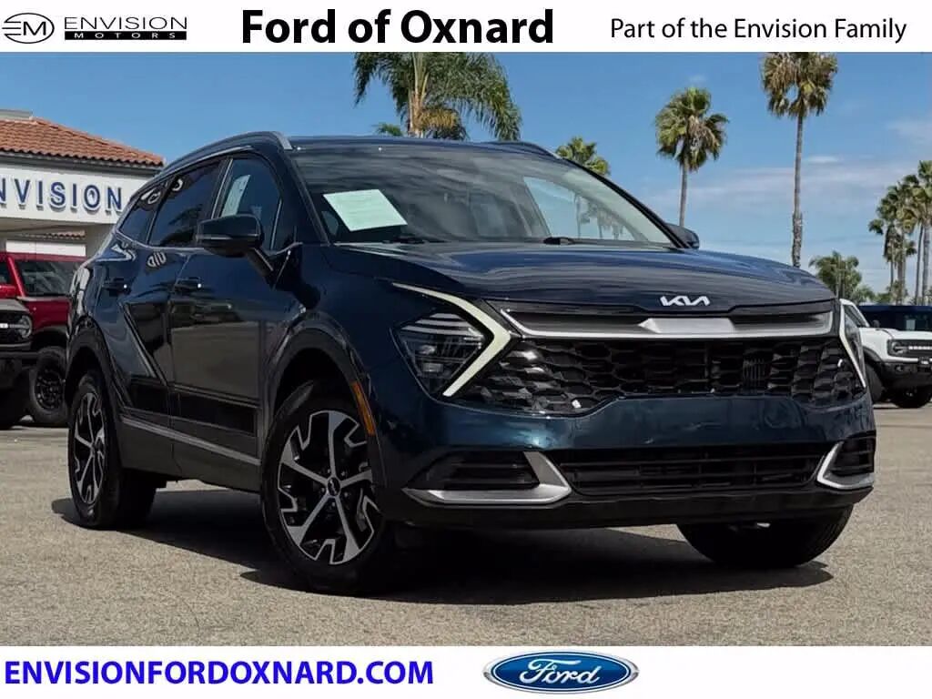 2025 Kia Sportage Hybrid EX — photo 1 of 13