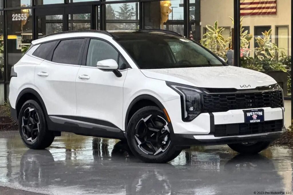 2026 Kia Sportage Hybrid EX — photo 1 of 39