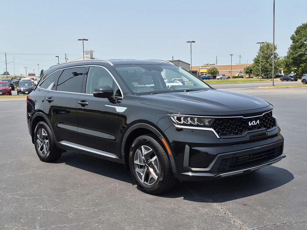 2022 Kia Sorento Hybrid S — photo 1 of 13