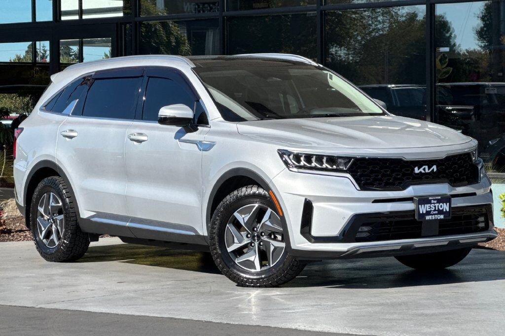 2022 Kia Sorento Hybrid EX — photo 1 of 13