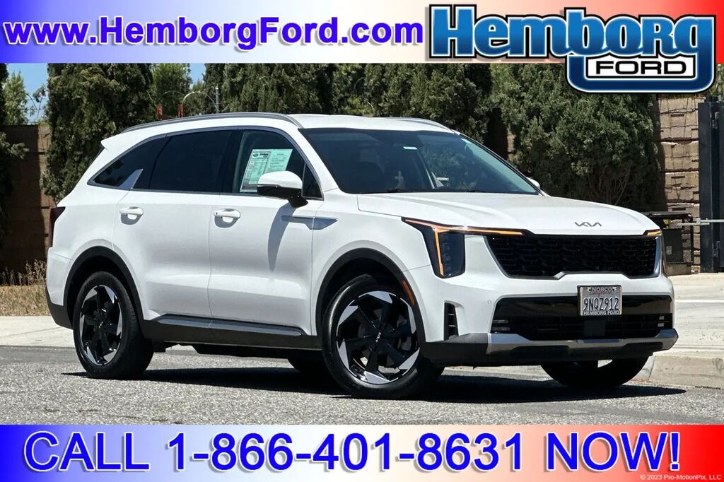 2025 Kia Sorento Hybrid EX — photo 1 of 13