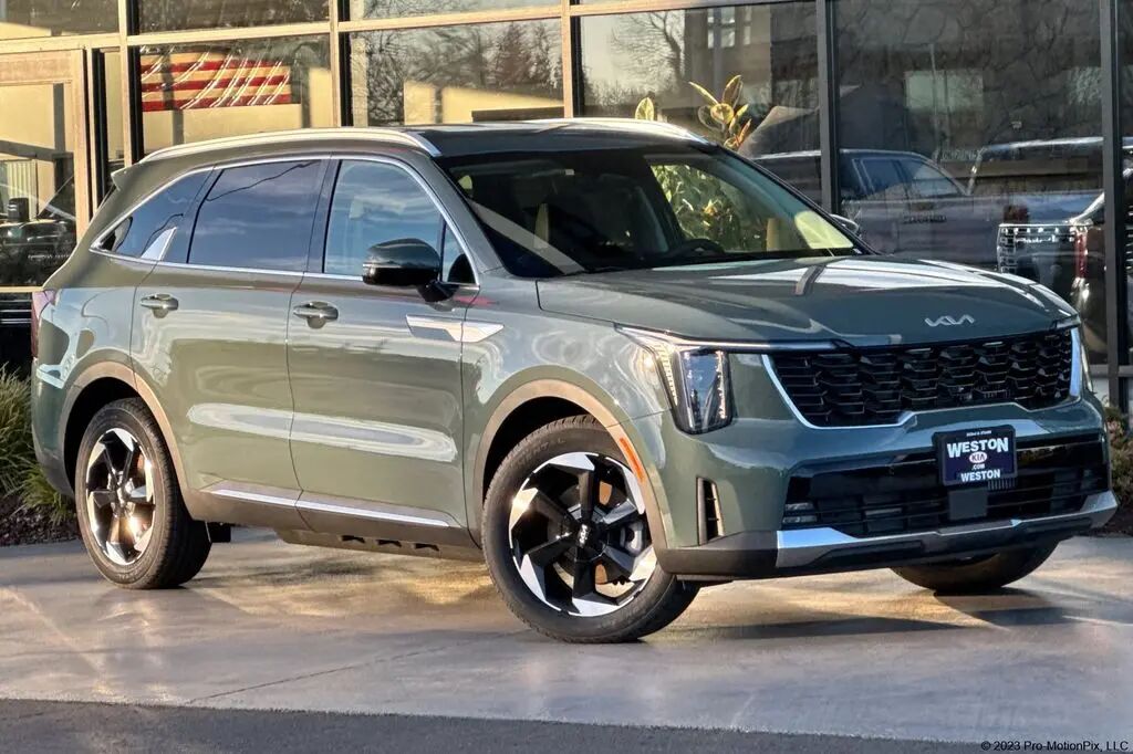 2026 Kia Sorento Hybrid EX — photo 1 of 15