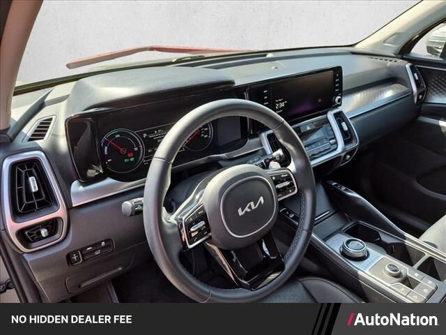 2024 Kia Sorento Hybrid EX — photo 1 of 13