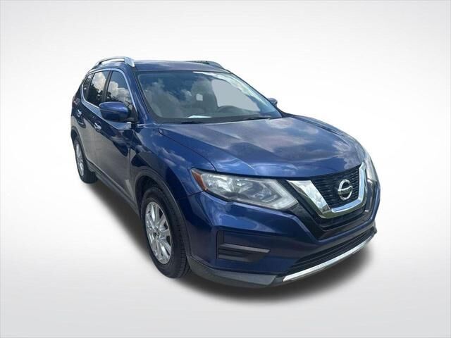 2017 Nissan Rogue SV — photo 1 of 34