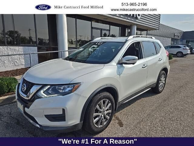 2017 Nissan Rogue S — photo 1 of 26