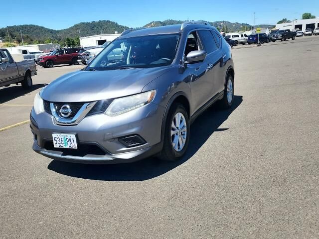 2016 Nissan Rogue S — photo 1 of 40