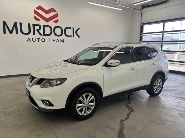 2016 Nissan Rogue SV — photo 1 of 39