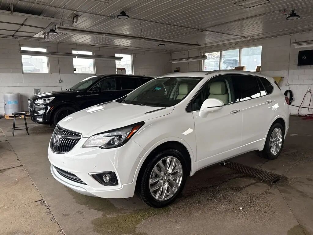 2020 Buick Envision Premium II — photo 1 of 12