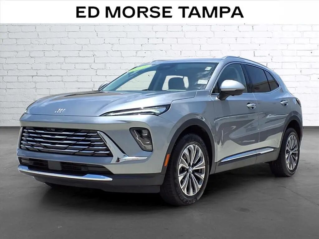 2024 Buick Envision Preferred — photo 1 of 22