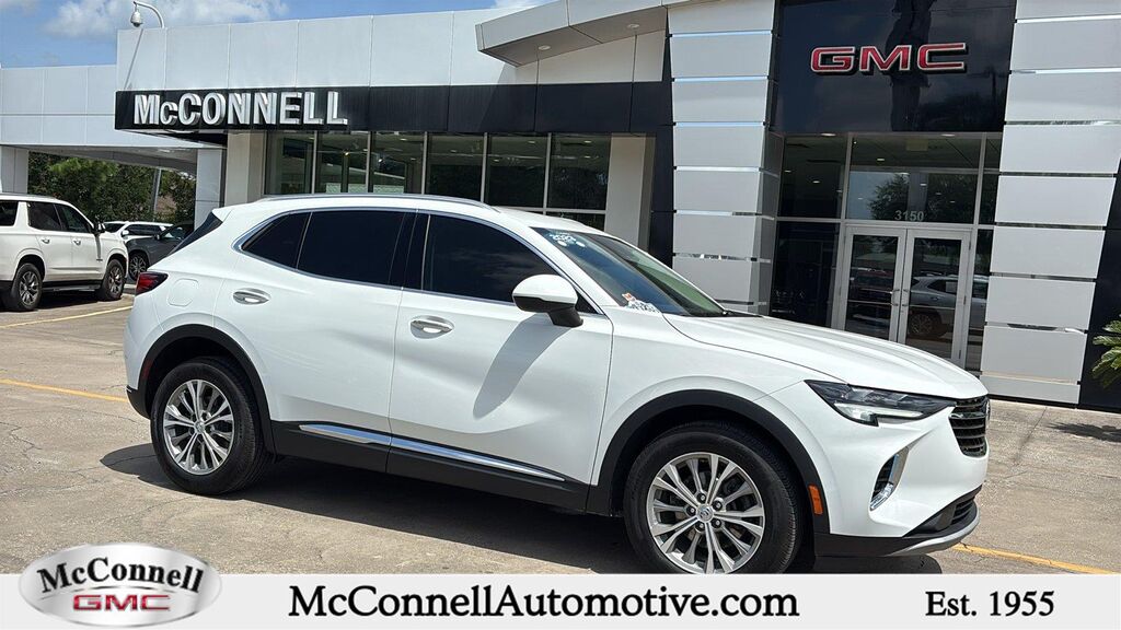 2023 Buick Envision Preferred — photo 1 of 18