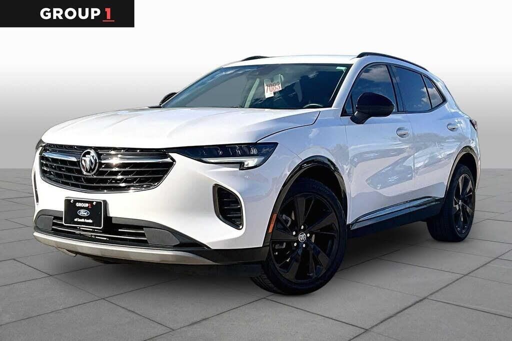 2022 Buick Envision Essence — photo 1 of 2