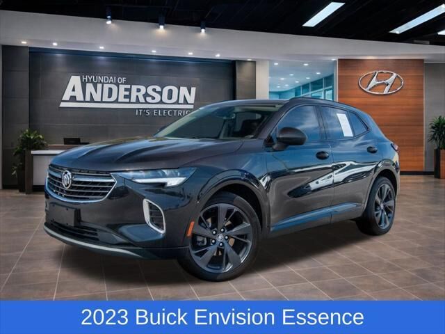 2023 Buick Envision Essence — photo 1 of 13