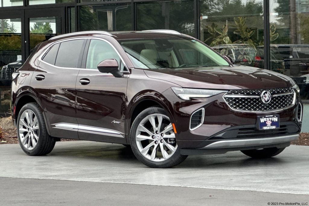 2022 Buick Envision Avenir — photo 1 of 26