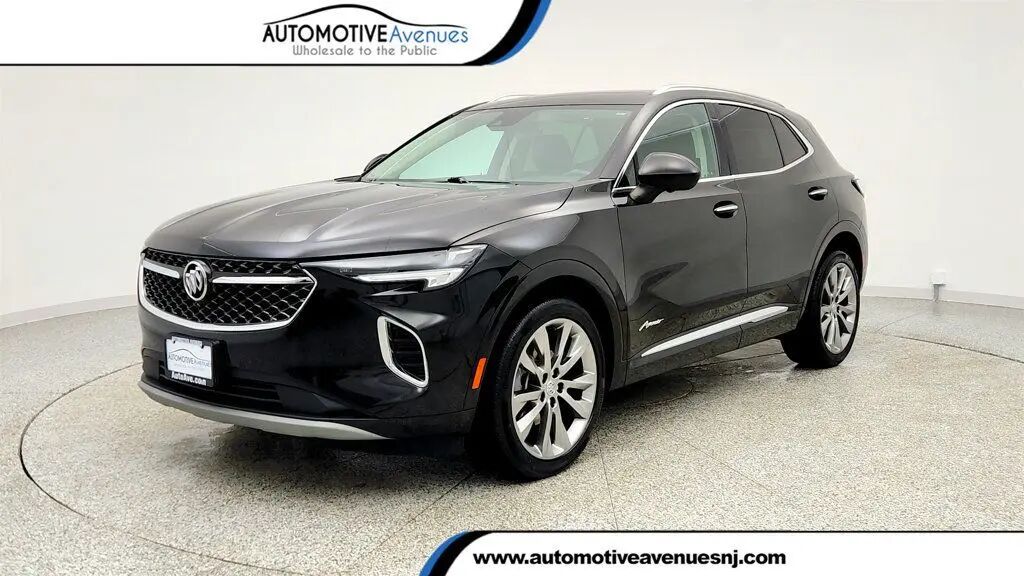 2022 Buick Envision Avenir — photo 1 of 13