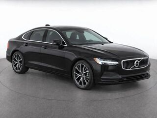 2018 Volvo S90 Momentum
