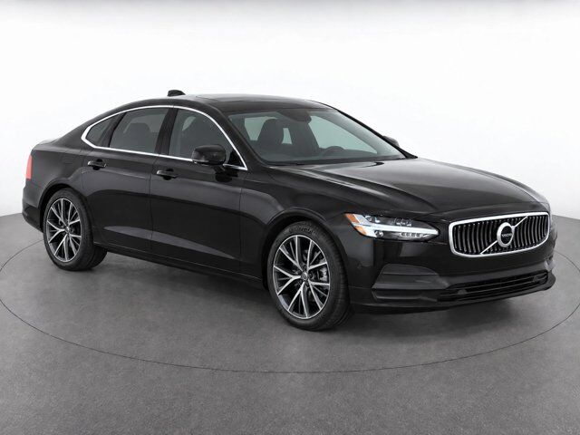 2018 Volvo S90 Momentum