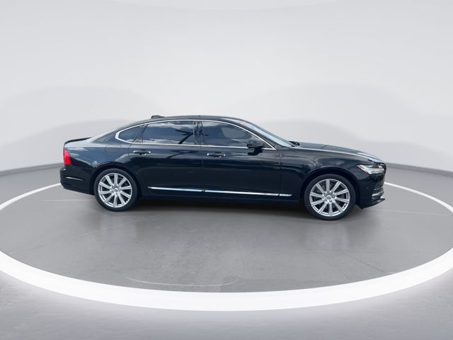 2018 Volvo S90 T6 Inscription — photo 1 of 13