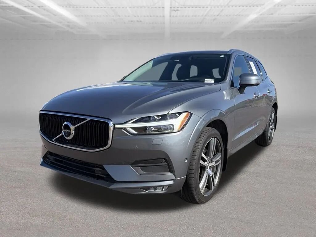 2018 Volvo XC60 T5 Momentum — photo 1 of 1
