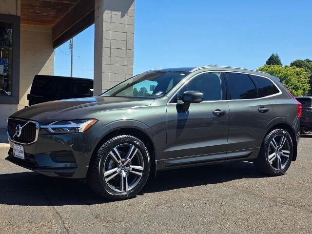 2019 Volvo XC60 T5 Momentum