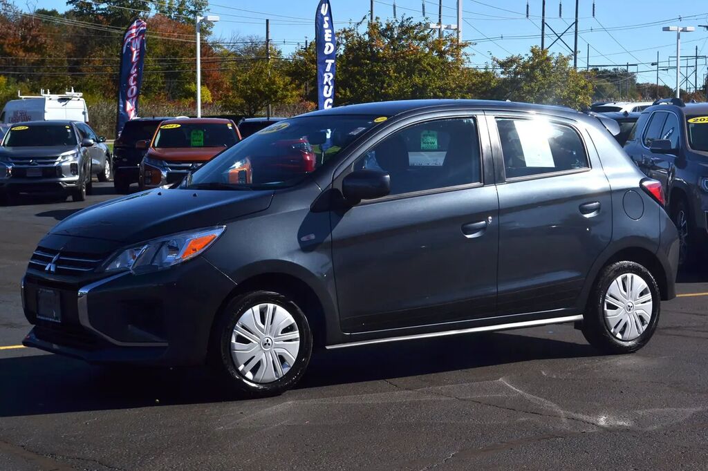 2024 Mitsubishi Mirage ES — photo 1 of 13