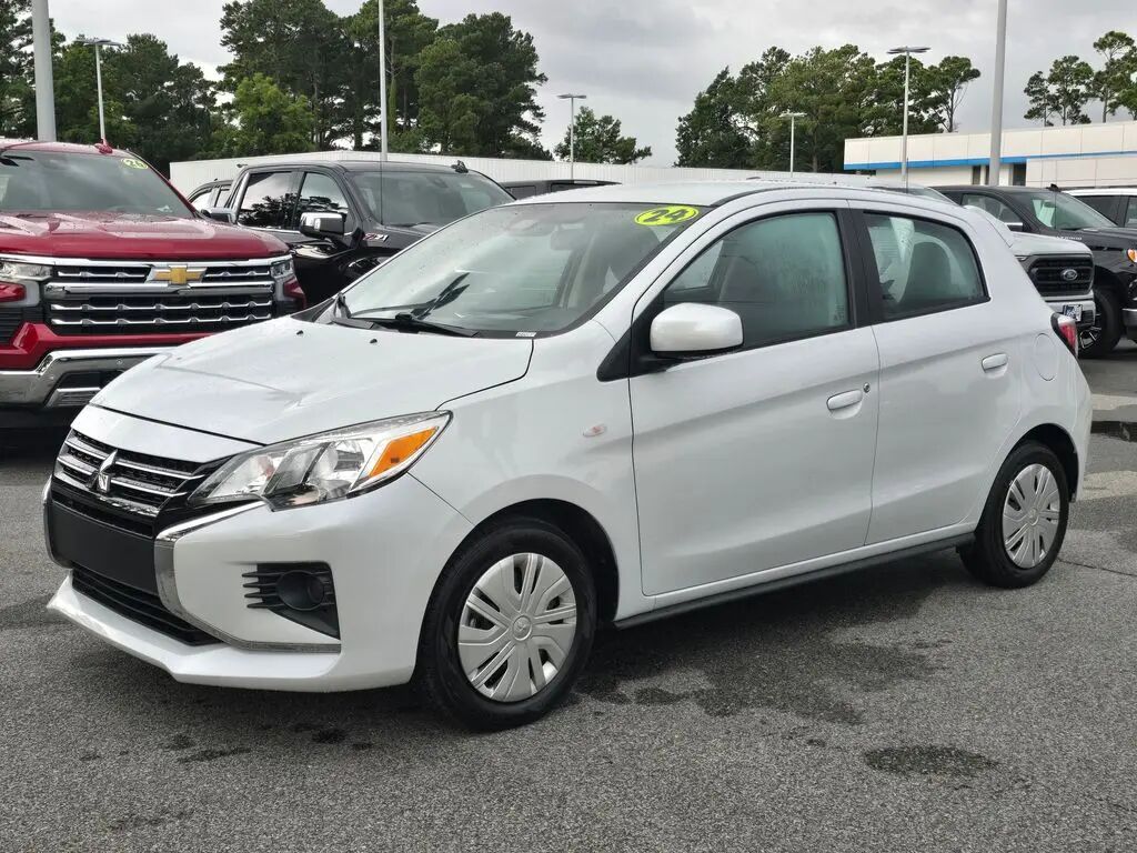 2024 Mitsubishi Mirage ES — photo 1 of 13