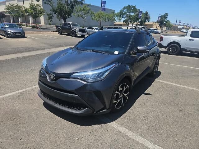 2021 Toyota C-HR XLE