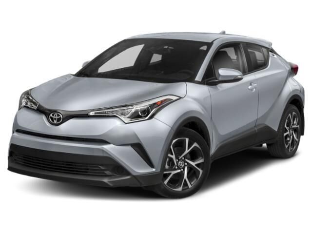 2018 Toyota C-HR XLE — photo 1 of 13