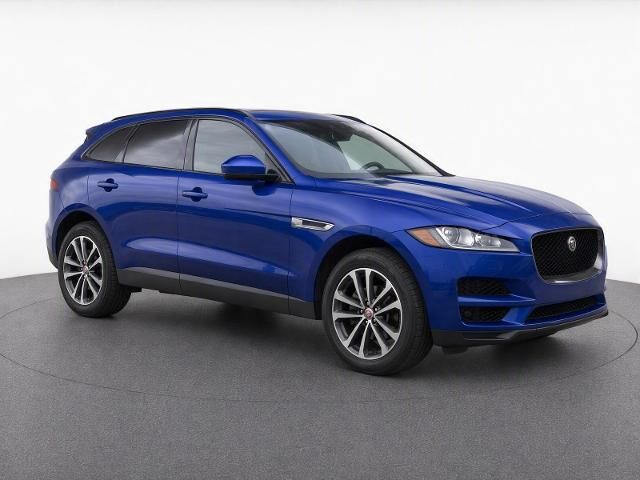 2018 Jaguar F-PACE 25t Premium — photo 1 of 26
