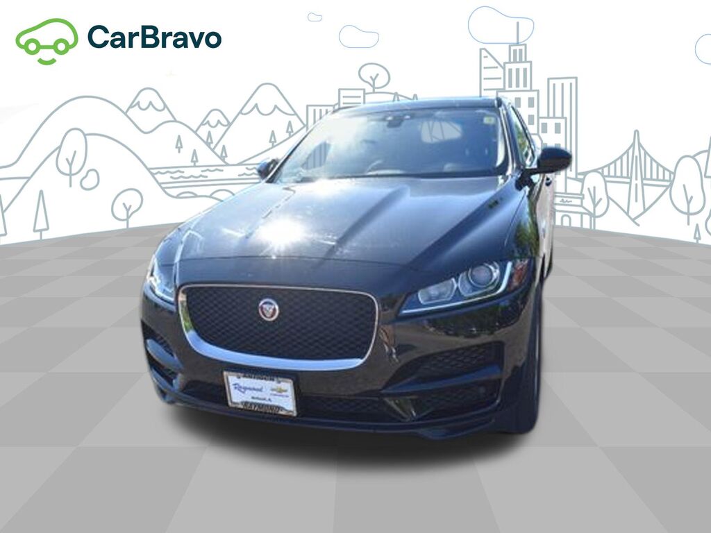 2018 Jaguar F-PACE 30t Premium — photo 1 of 6