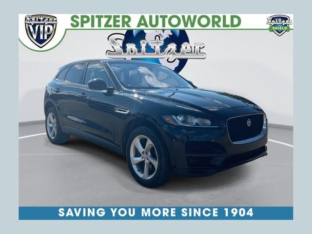 2018 Jaguar F-PACE 30t Premium — photo 1 of 26