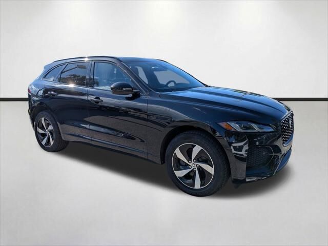 2025 Jaguar F-PACE P250 R-Dynamic S — photo 1 of 13