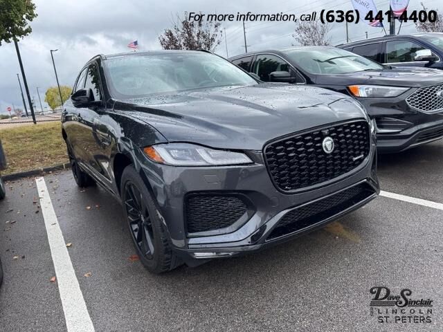2024 Jaguar F-PACE P250 R-Dynamic S