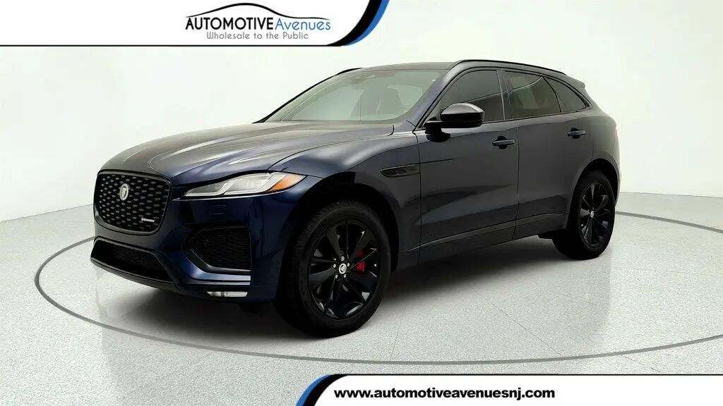 2024 Jaguar F-PACE P400 R-Dynamic S — photo 1 of 13