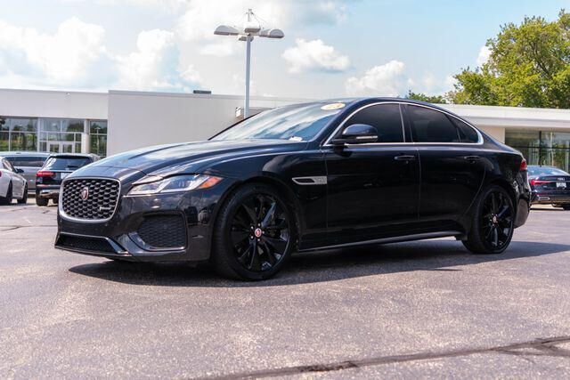 2023 Jaguar XF P300 R-Dynamic SE — photo 1 of 13