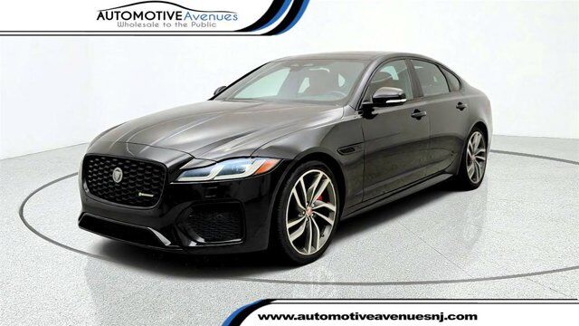 2022 Jaguar XF R-Dynamic SE