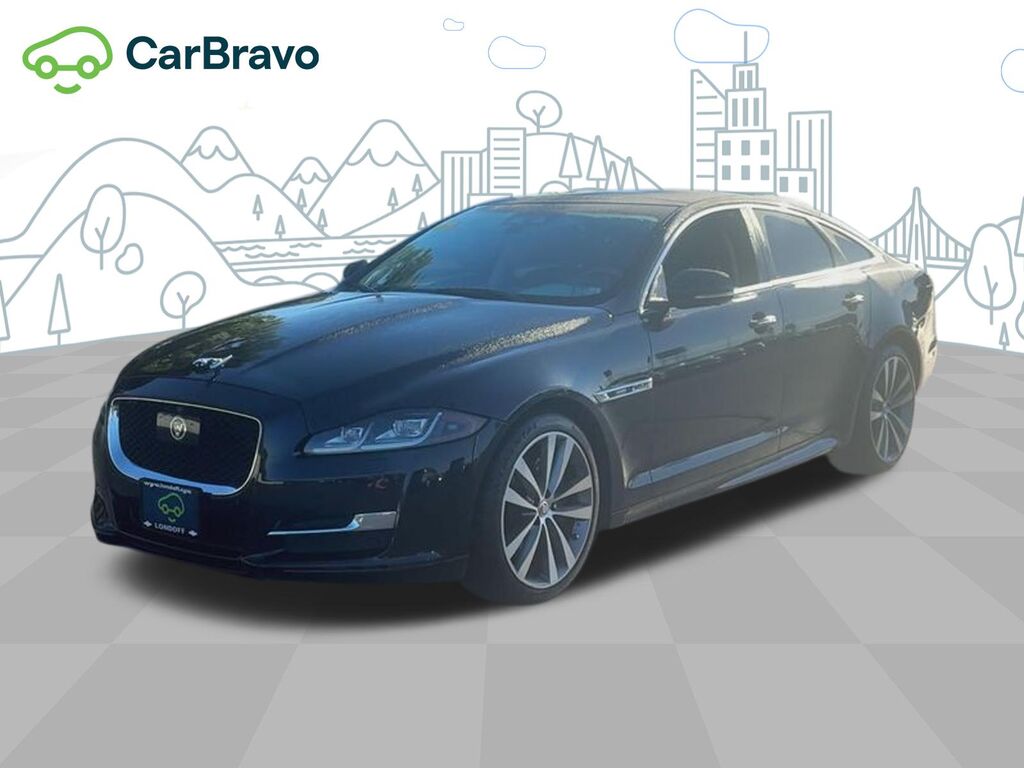 2018 Jaguar XJ R-Sport — photo 1 of 6