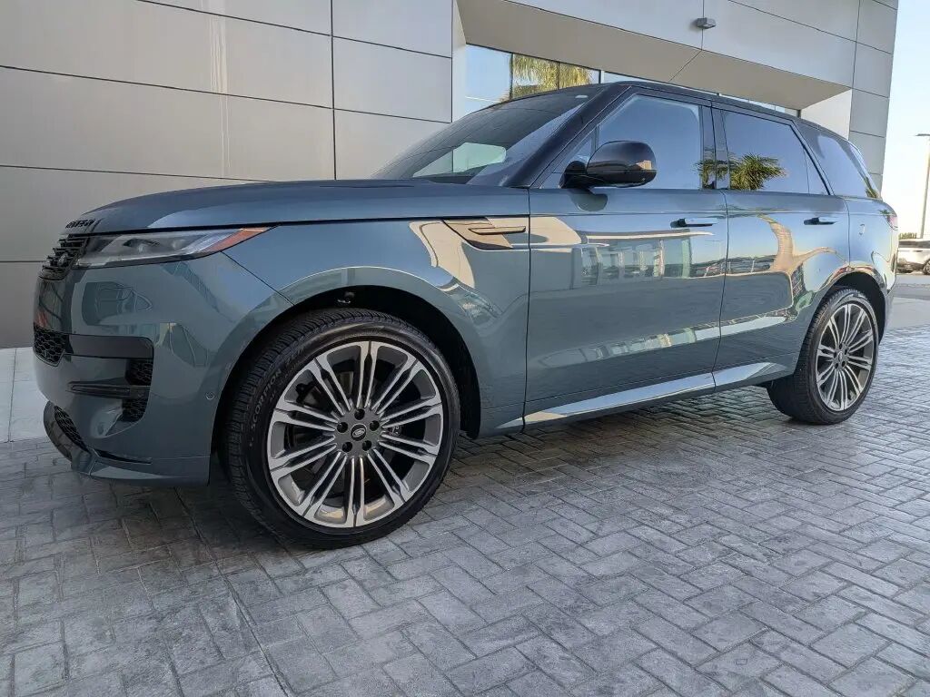 2024 Land Rover Range Rover Sport P400 Dynamic SE — photo 1 of 13