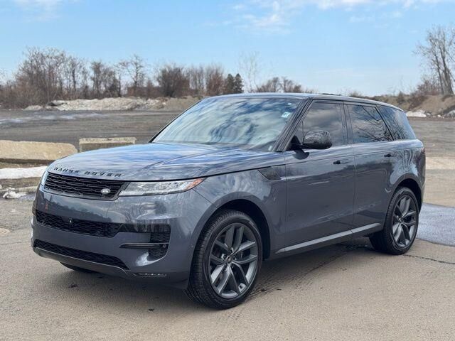2024 Land Rover Range Rover Sport P360 SE