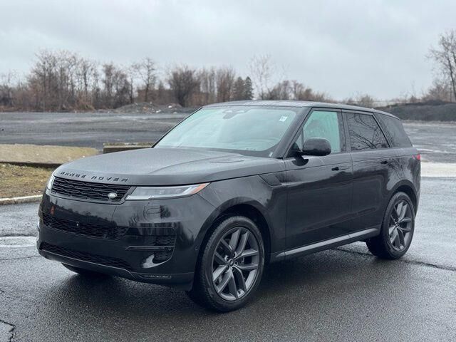 2024 Land Rover Range Rover Sport P360 SE