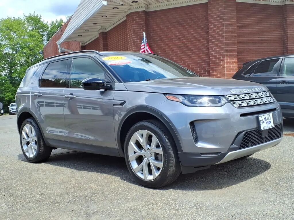 2023 Land Rover Discovery Sport P250 SE — photo 1 of 13