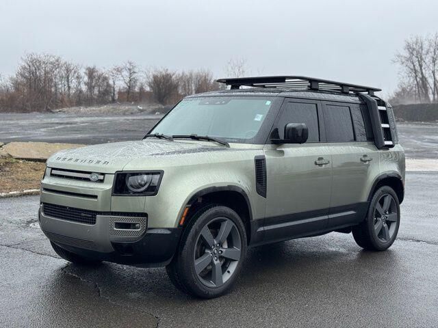 2023 Land Rover Defender 110 X-Dynamic SE