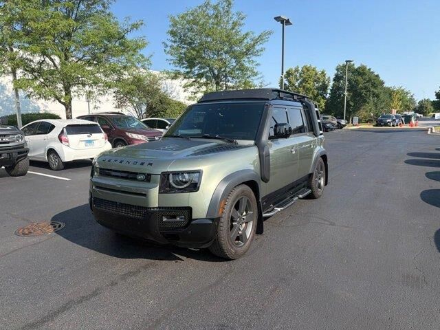 2023 Land Rover Defender 110 X-Dynamic SE — photo 1 of 2