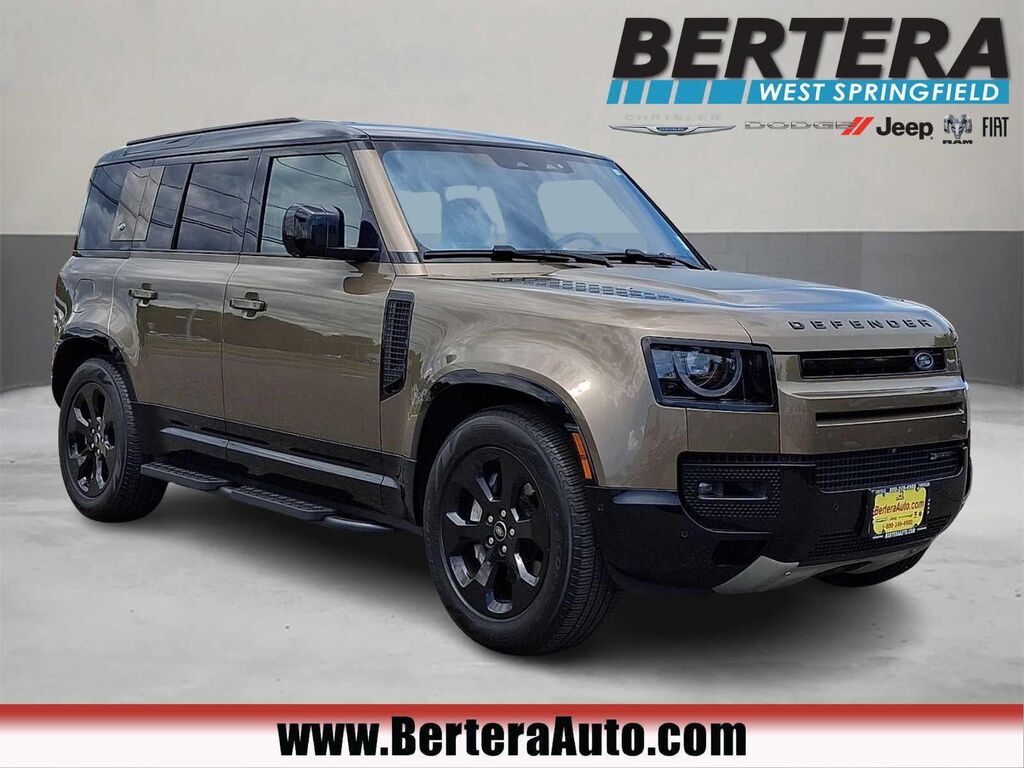 2022 Land Rover Defender 110 X-Dynamic SE — photo 1 of 26