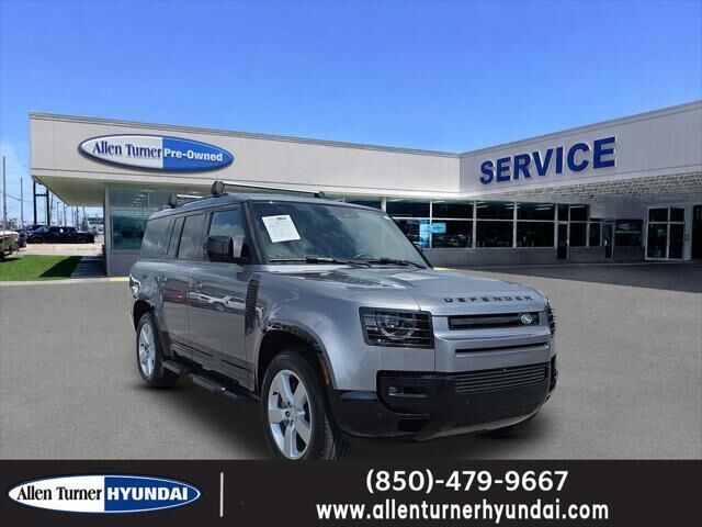 2024 Land Rover Defender 130 P400 X-Dynamic SE